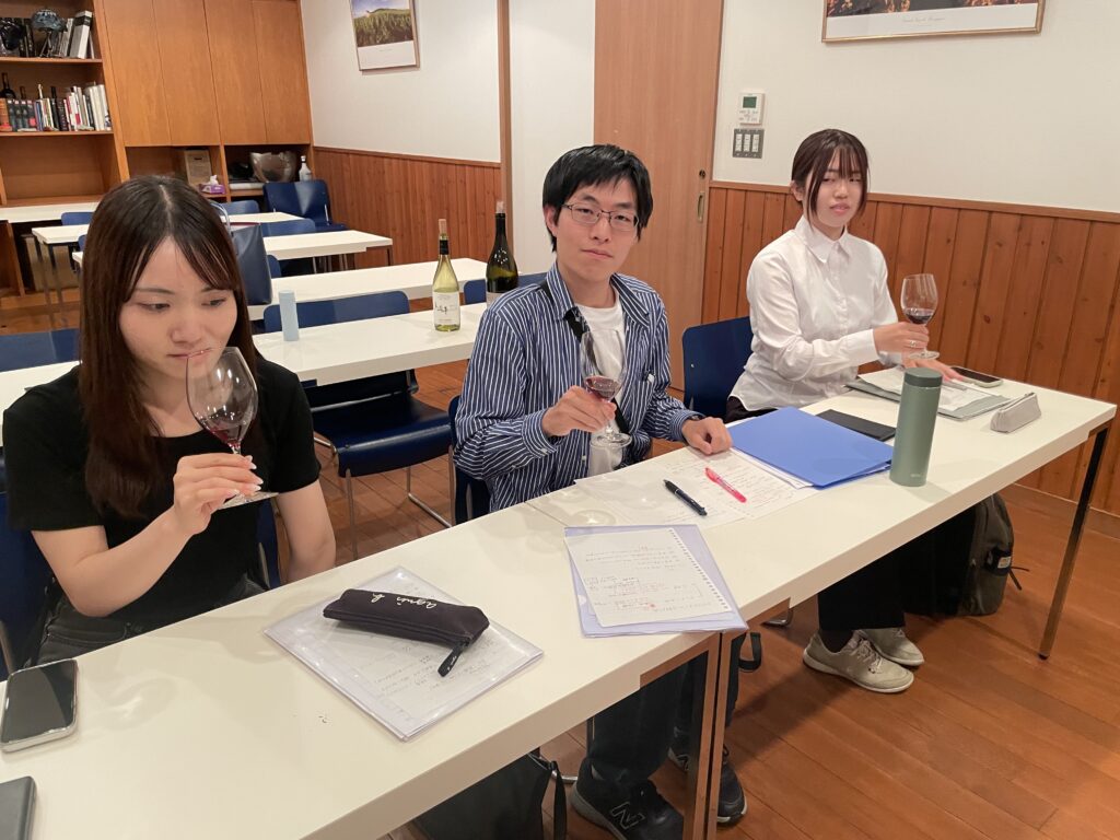 【学生向けワインセミナー】ワッとインする!ワインのひみつ ワインを通して世界とつながろう 主催:ワイングロッサリー